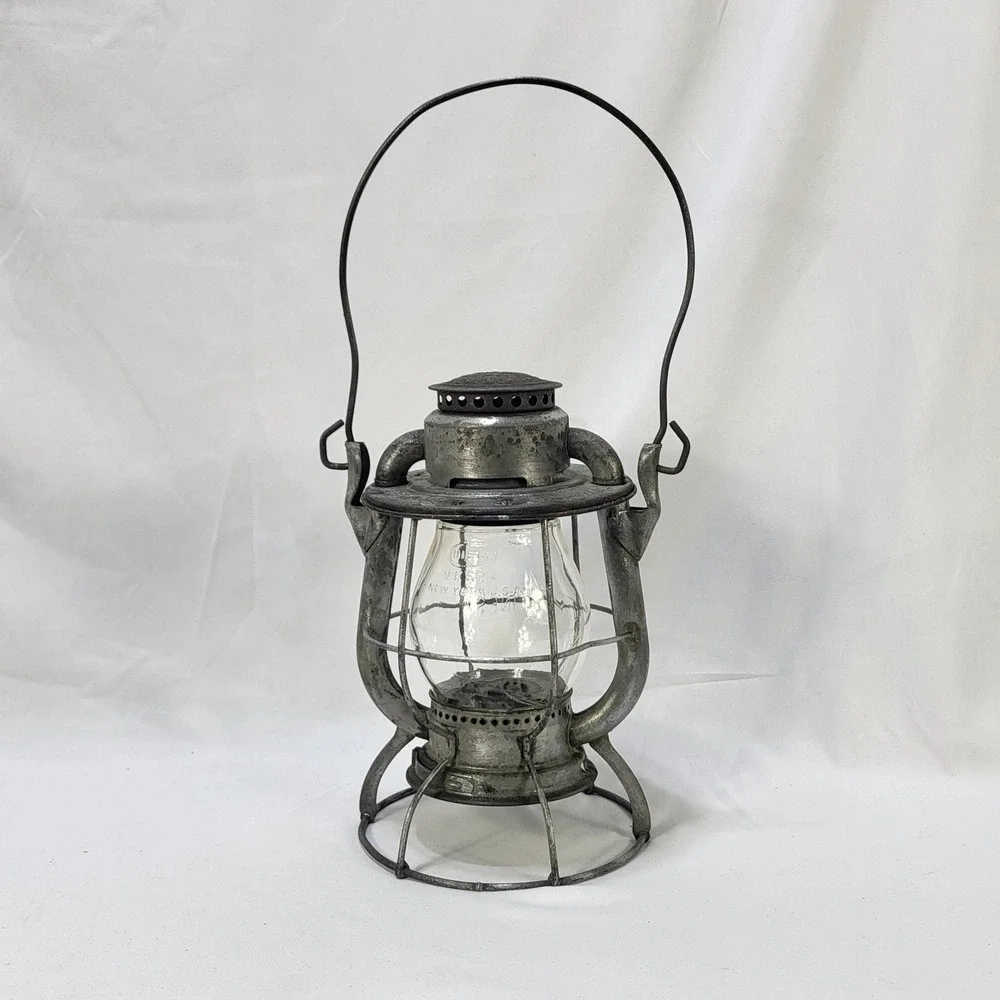 Dietz Vesta Railroad Lantern New York Central Vintage Kerosene Clear Globe USA